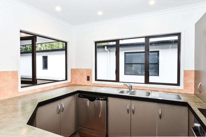 42B Willoughby Street, Whitiora, Hamilton - Carousel 2