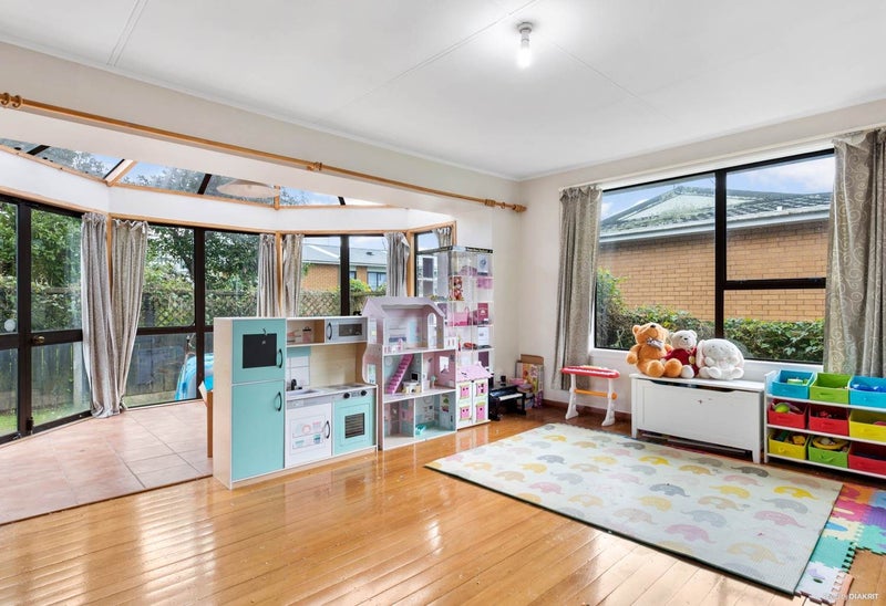 19 Dunkirk Road, Panmure, Auckland - Carousel 2