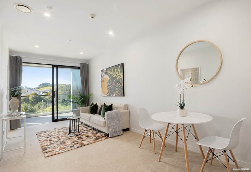 202/14 Edgerley Avenue, Newmarket, Auckland - Carousel 2