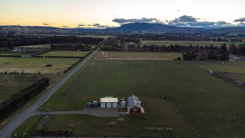 86 Racecourse Road, Amberley, Amberley - Carousel 41