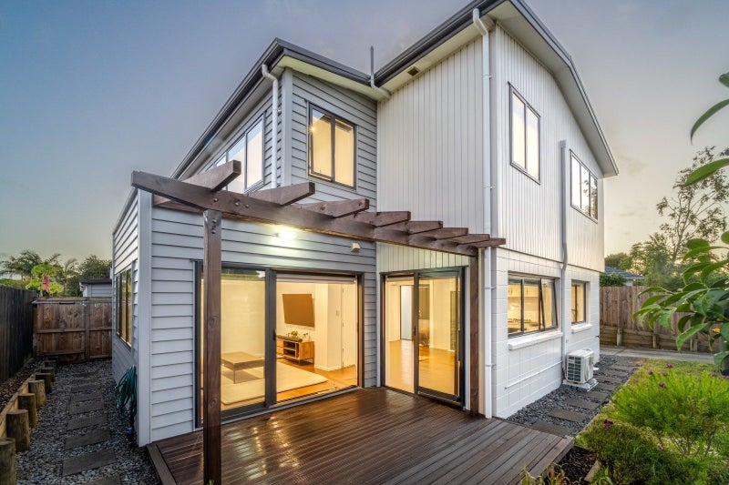 166 Ennis Avenue, Pakuranga Heights, Auckland - Carousel 2
