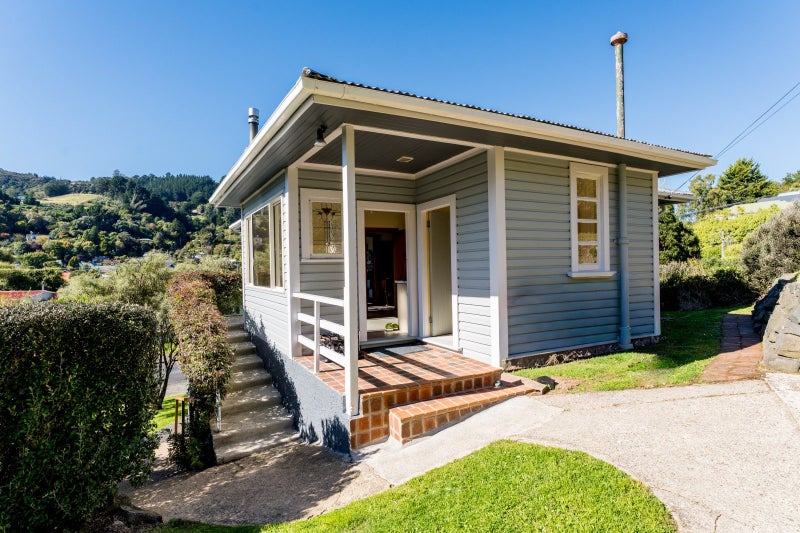 1 Afton Terrace, North East Valley, Dunedin - Carousel 1