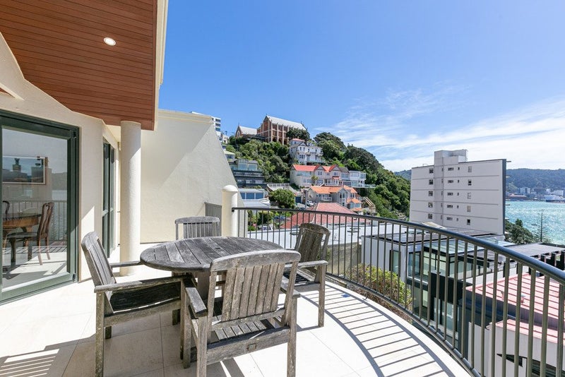 3/22 Oriental Terrace, Oriental Bay, Wellington - Carousel 2