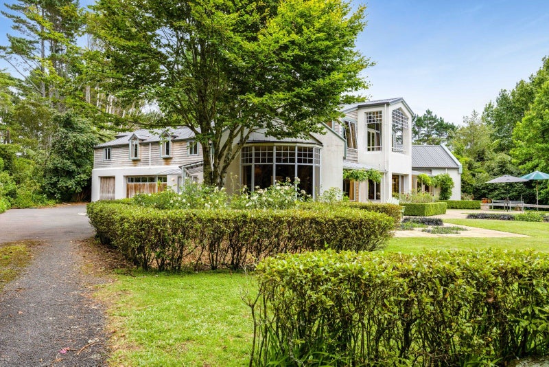 680 Hurford Road, Hurford, New Plymouth - Carousel 23