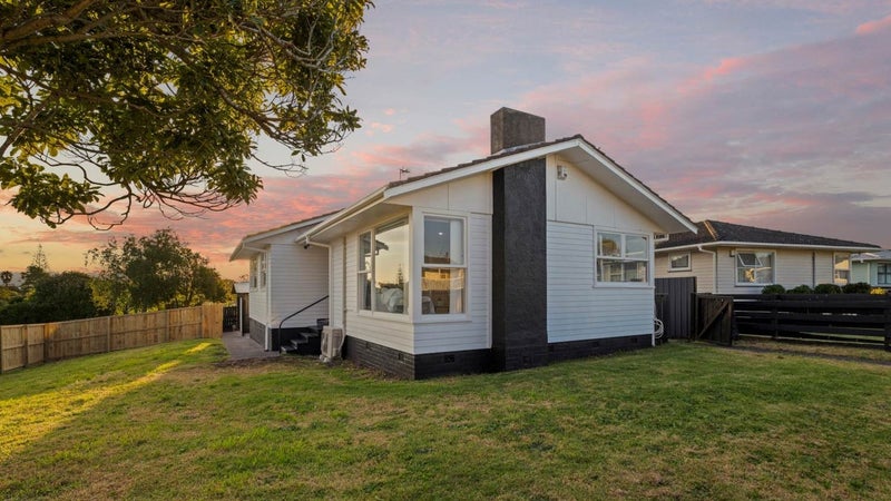 24 Gainsborough Street, Manurewa, Auckland - Carousel 1