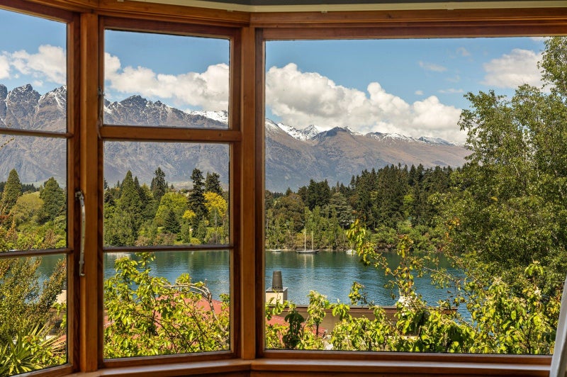 46 Man Street, Queenstown, Queenstown - Carousel 2