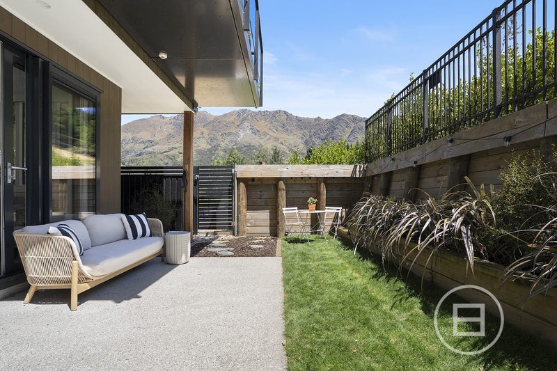 1/30 Bullendale Drive, Arthurs Point, Queenstown - Carousel 2