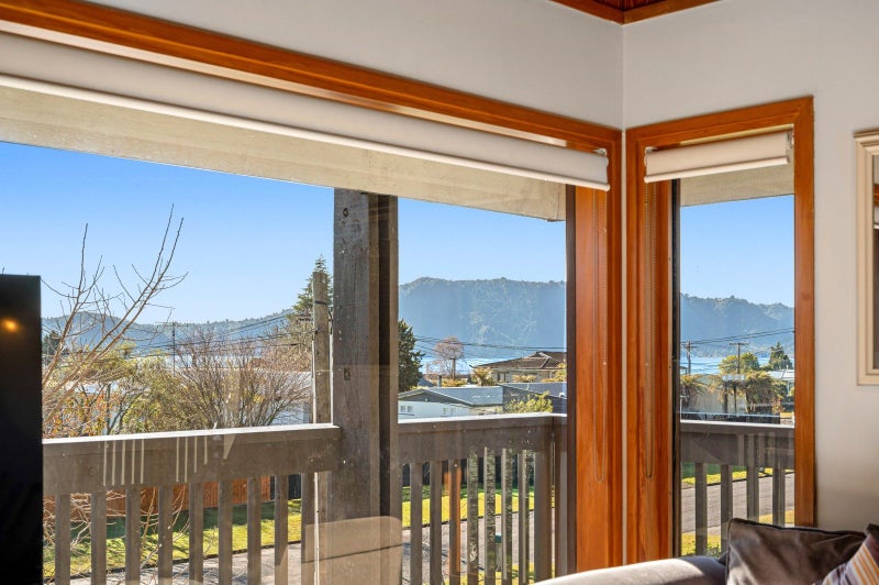 32 Aoturoa Avenue, Rotoiti Forest, Rotorua - Carousel 2