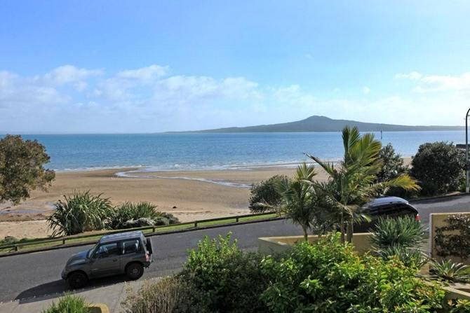 11/7 Cliff Road, St Heliers, Auckland - Carousel 1