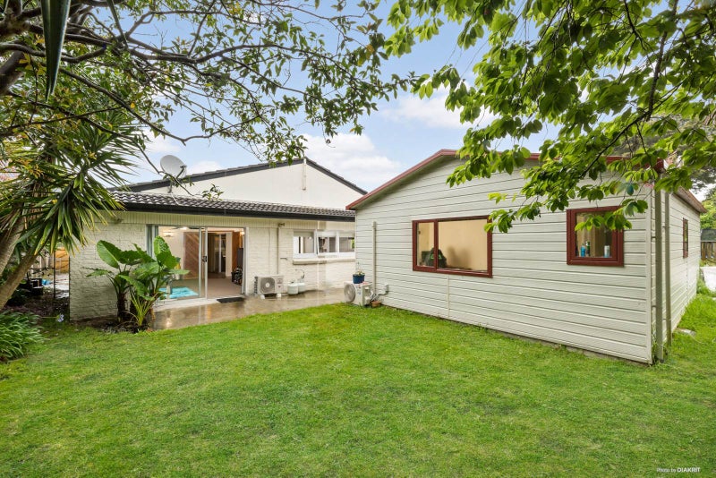 18 Bellfield Road, Opaheke, Papakura - Carousel 1