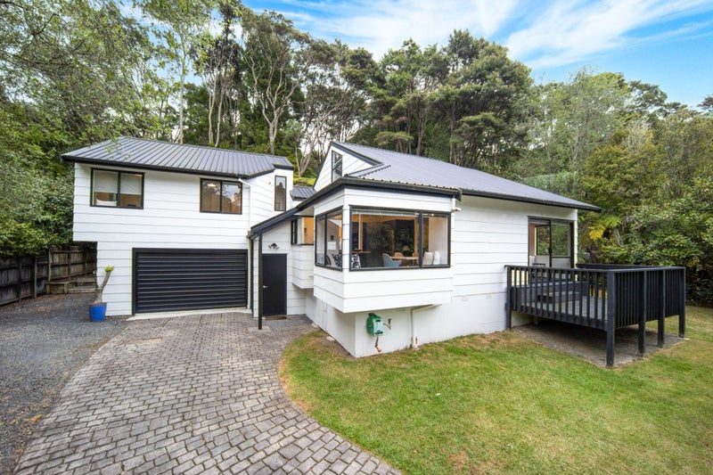 53 Wirihana Road, Titirangi, Auckland - Carousel 1