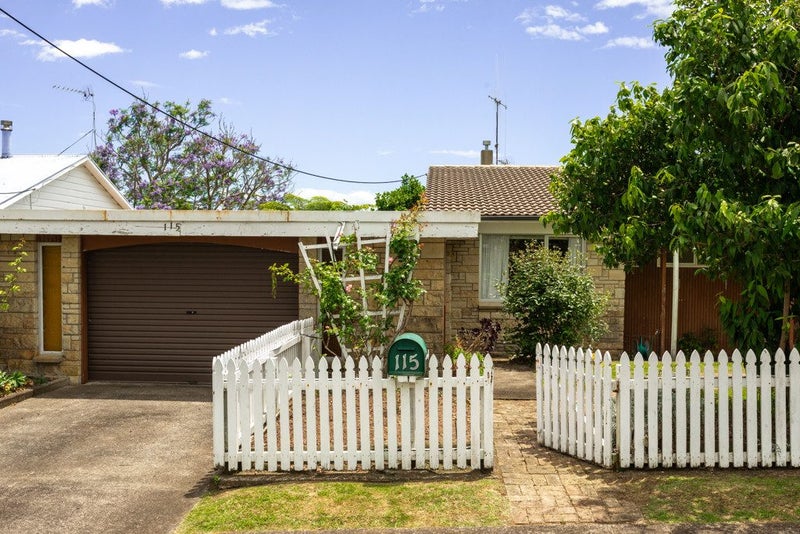 115 Grafton Road, Thames, Thames - Carousel 1