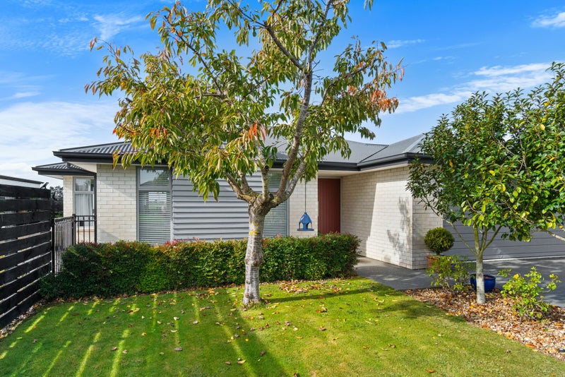 12 Sutherland Drive, Kaiapoi - Carousel 2