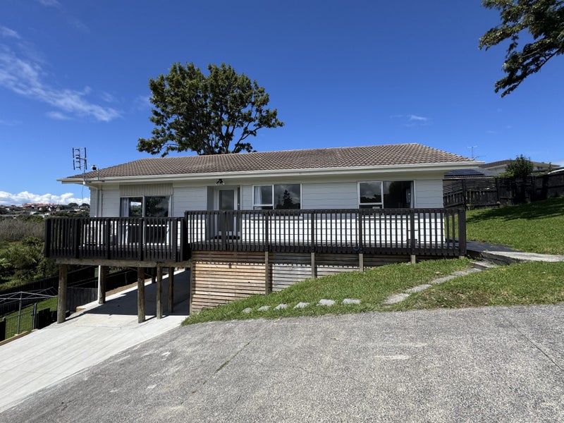 34 Lendenfeld Drive, Papatoetoe, Auckland - Carousel 1