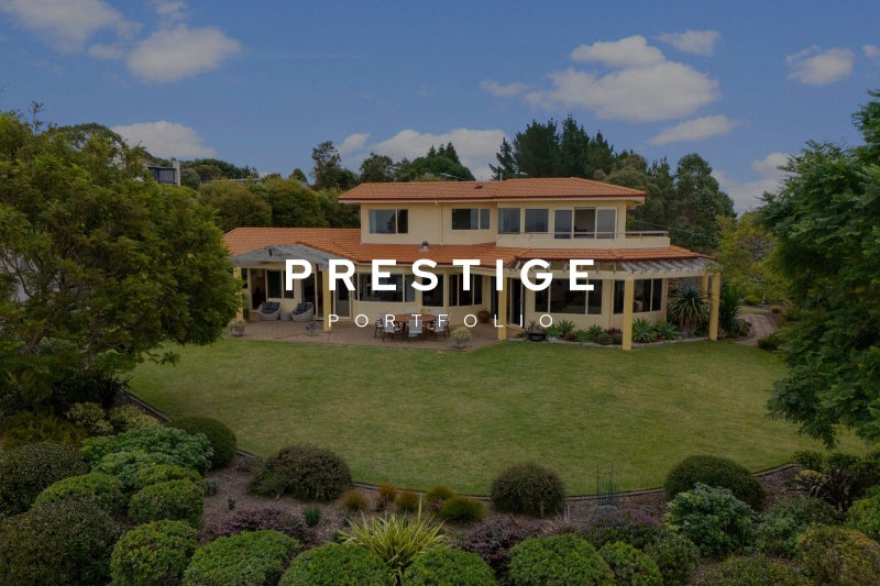 11 Kaimata Road, Napier - Carousel 1