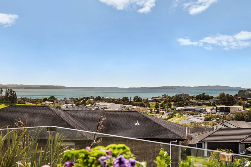 21 Woodridge Drive, Stanmore Bay, Stanmore bay - Carousel 37