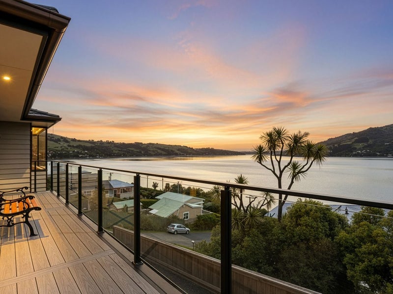 16 Lauder Street, Company Bay, Dunedin - Carousel 1