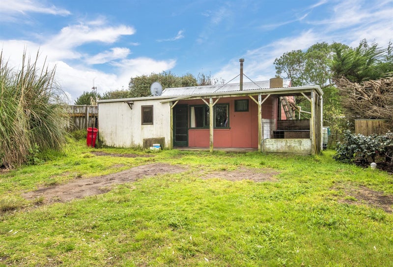 Property Valuation for 664 Waikawa Beach Road, Waikawa Beach Trade Me