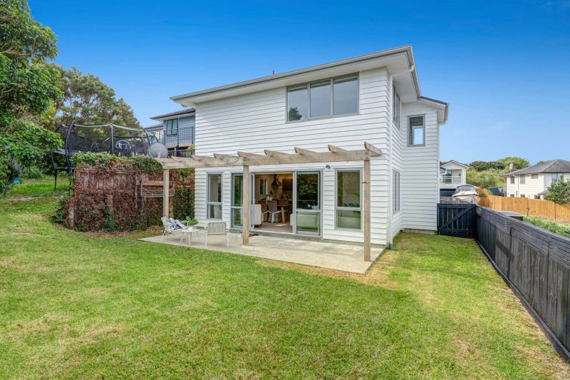 25 Maylee Crescent, Gulf Harbour, Whangaparaoa - Carousel 1
