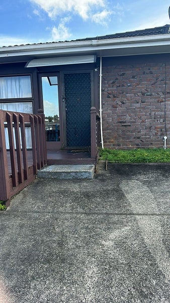 2/89 Halsey Drive, Lynfield, Auckland - Carousel 1