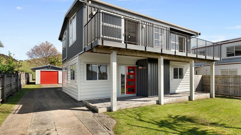 22 Bertram Road, Kawakawa Bay, Kawakawa Bay - Carousel 1