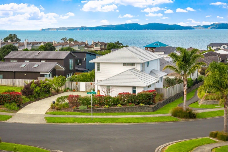 41 Aurora Avenue, Snells Beach, Snells Beach - Carousel 1