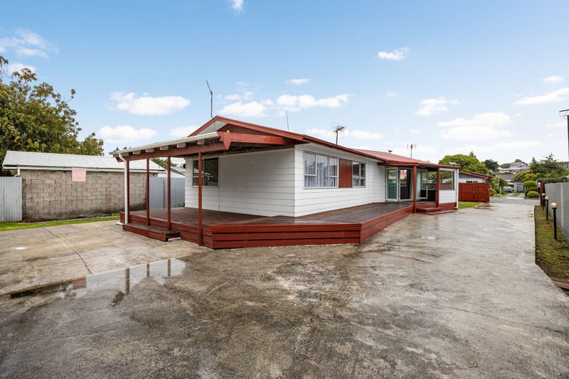 53 Karen Crescent, Dinsdale, Hamilton - Carousel 14