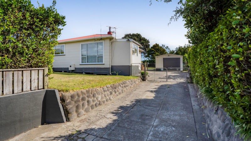 1163 Devon Road, Bell Block, New Plymouth - Carousel 25