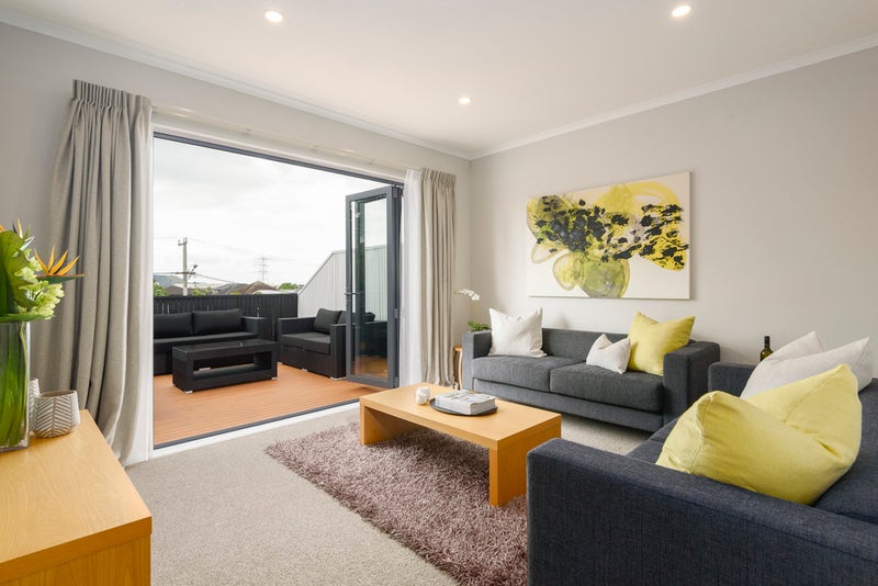 26 Komanawa Lane, Mount Wellington, Auckland - Carousel 1