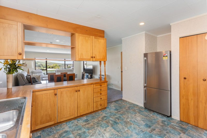 4/24 Acheron Road, Paremata, Porirua - Carousel 2