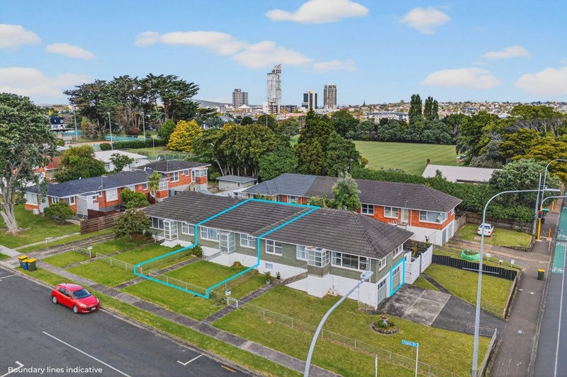 2/1 Ngaio Street, Takapuna, Auckland - Carousel 1