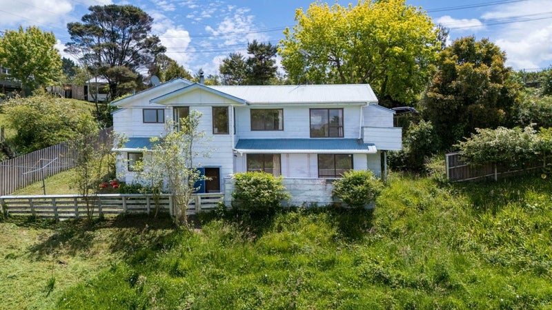 107 The Avenue, Lucas Heights, Auckland - Carousel 1