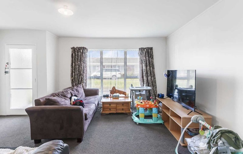 2/40 Taka Street, Takanini, Papakura, Auckland - Carousel 2