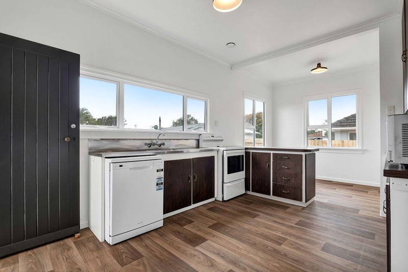 7 Tarahua Road, Vogeltown, New Plymouth - Carousel 2