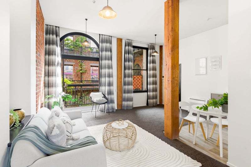 4/5 Jetty Street, Dunedin Central, Dunedin - Carousel 1