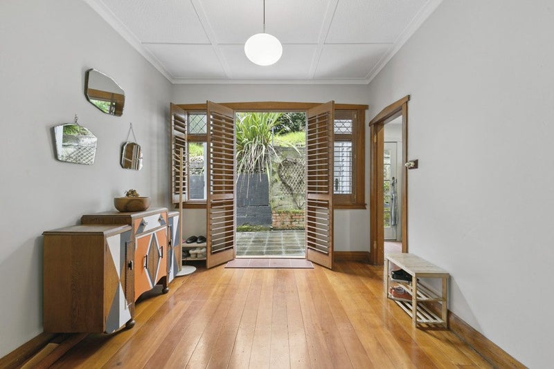 28 Brixham Way, Newtown, Wellington - Carousel 2