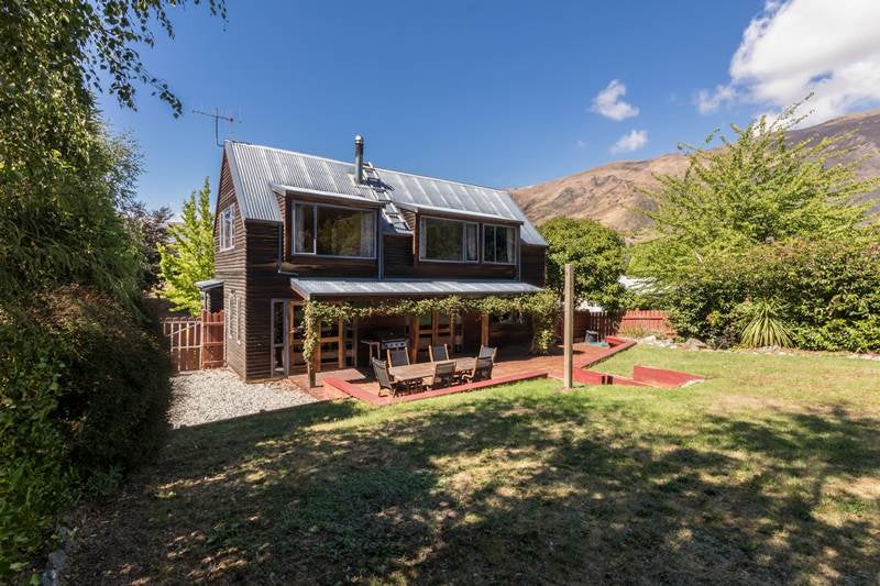 22 Bills Way, Wanaka - Carousel 21