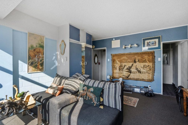 1C/20 Maarama Crescent, Aro Valley, Wellington - Carousel 2