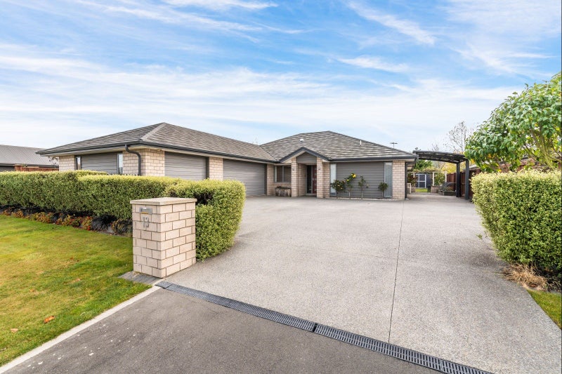 13 Broomleigh Drive, Rolleston, Rolleston - Carousel 2
