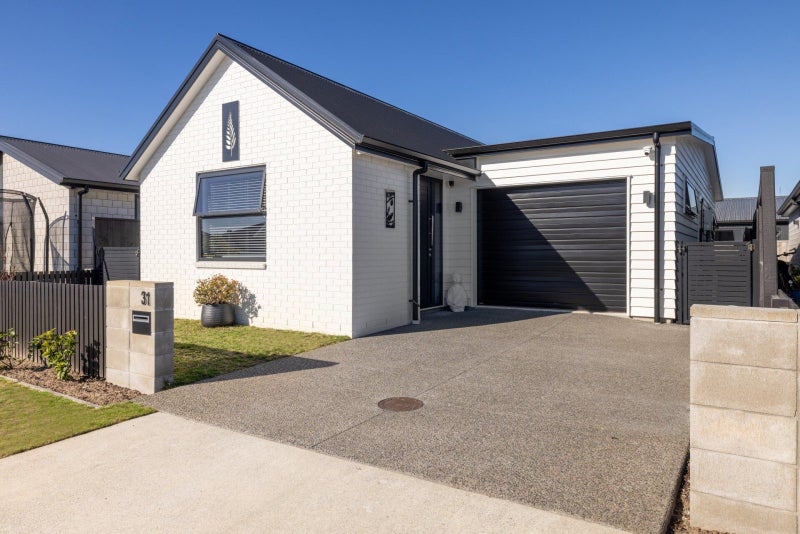31 Crown Street, Papamoa - Carousel 2