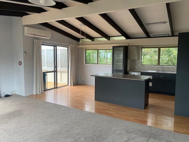 765 East Coast Road, Northcross, Auckland - Carousel 2