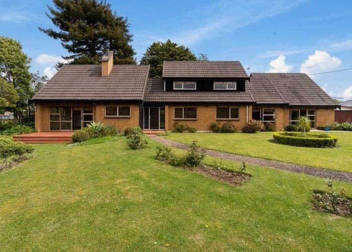 88 Sturges Road, Henderson, Auckland - Carousel 1