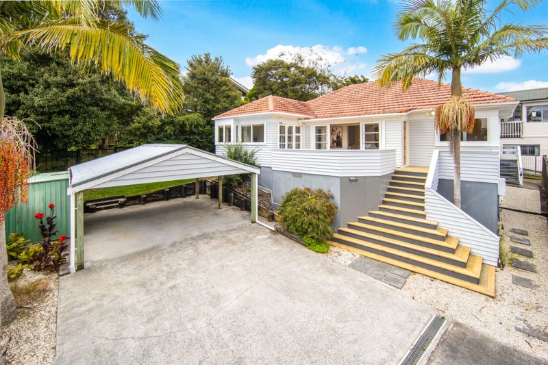 64 Heaphy Street, Blockhouse Bay, Auckland - Carousel 1