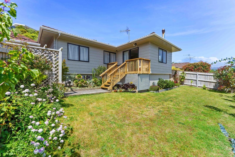 26 Weggery Drive, Waikanae Beach, Waikanae - Carousel 1