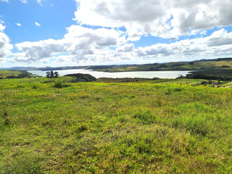 304 Arapaoa Road, Matakohe - Carousel 1