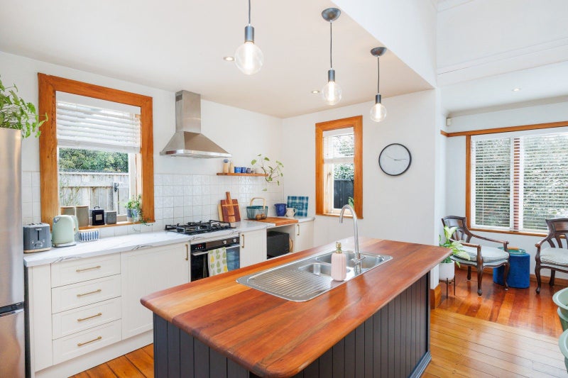 32 Worcester Street, West End, Palmerston North - Carousel 2