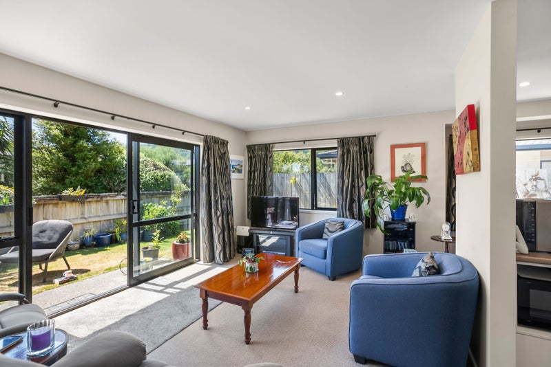 20/3 Georgia Grove, Paraparaumu - Carousel 2