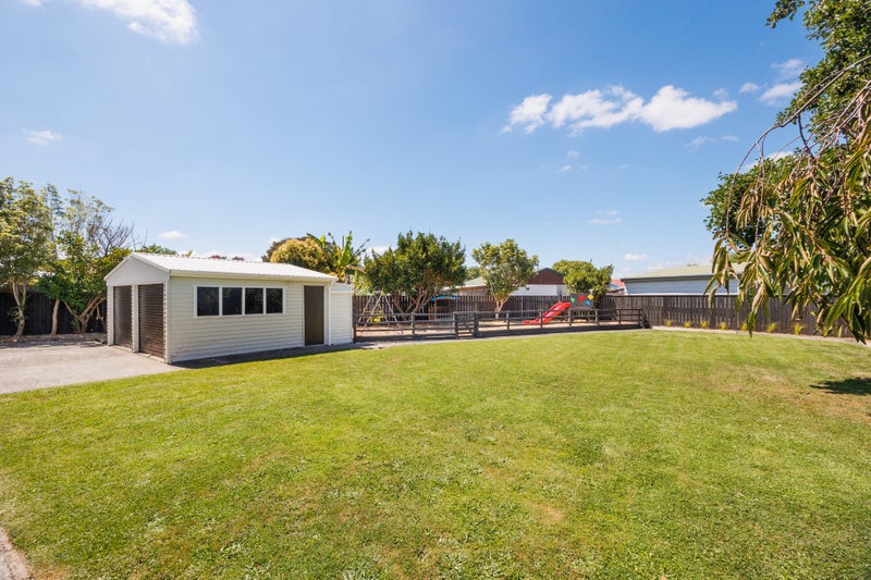 14 Motuoapa Place, Kelvin Grove, Palmerston North - Carousel 2