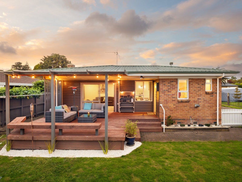 32 Sandwich Road, St Andrews, Hamilton - Carousel 1