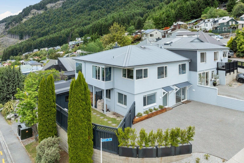 2 Dart Place, Fernhill, Queenstown - Carousel 1